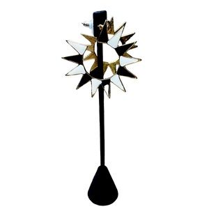Edgy 🖤🤍 Metal Sun Earrings